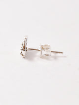 フラワー モチーフ スモールピアス