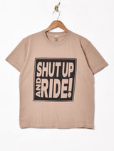 【3色展開】 プリントTシャツ【SHUT UP】