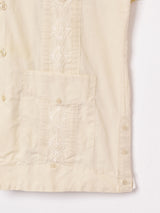 グアヤベラシャツ