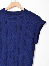 ケーブルニットベスト