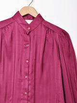 スタンドカラ— ストライプブラウス