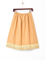 フリンジスカート