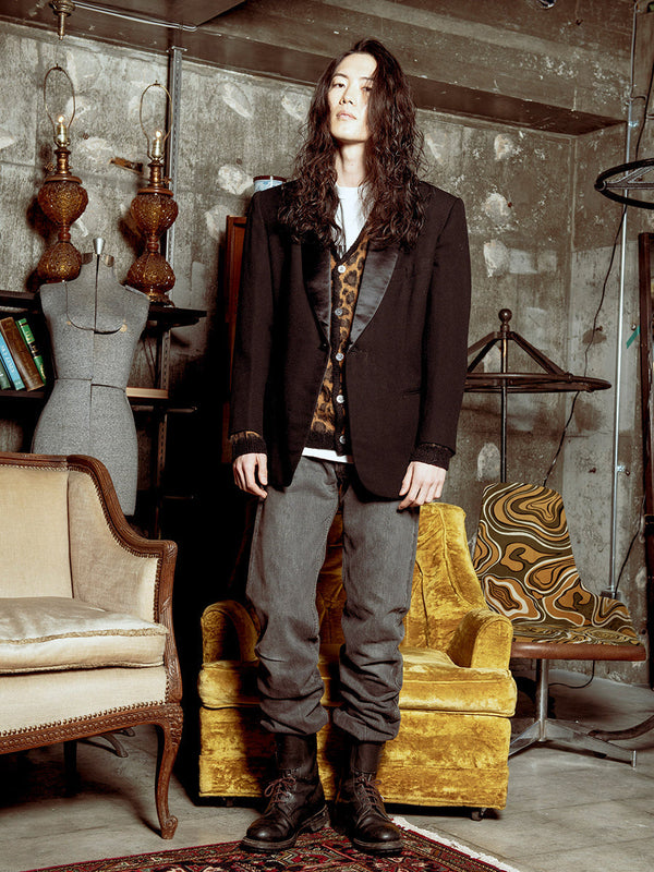 テーラードジャケット