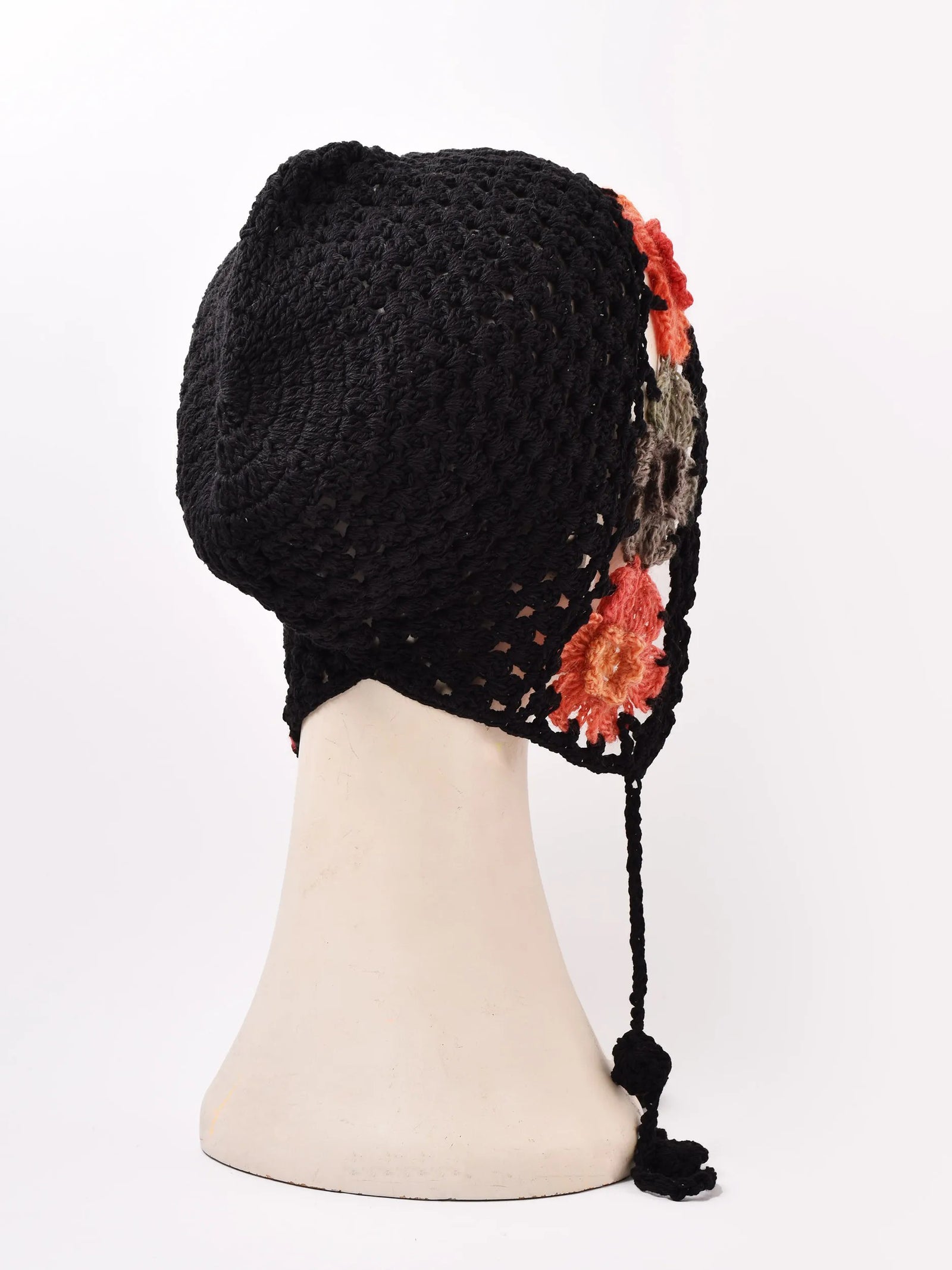 2色展開】フラワークロシェ ニットキャップ – 古着屋Top of the Hillの