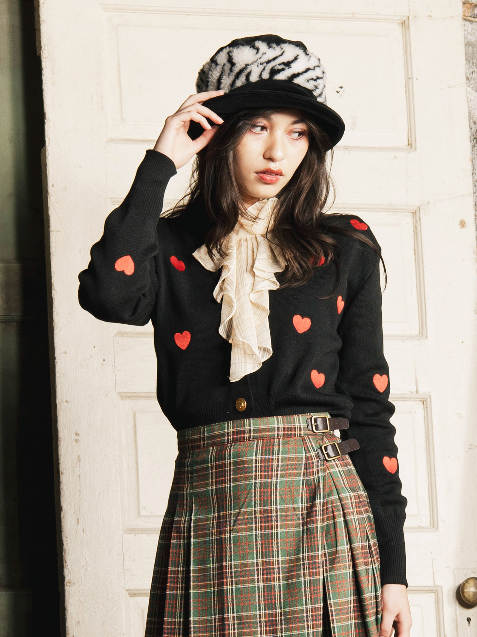 ハート刺繍 黒カーディガン ハート刺繍カーディガンキャミセット – BUNNY APARTMENT