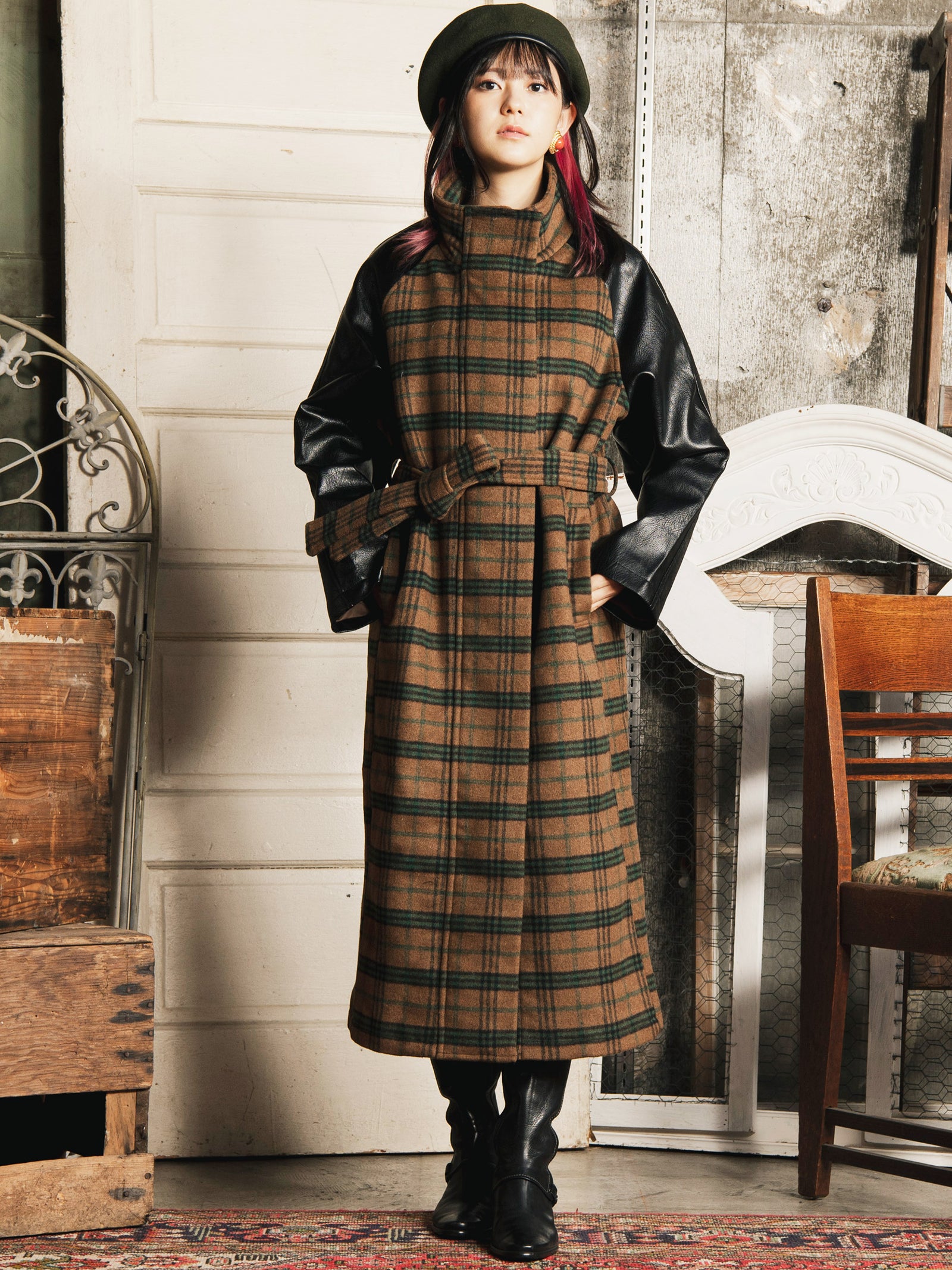 2色展開】Meridian チェック柄 レザースリーブ ロングコート – 古着屋
