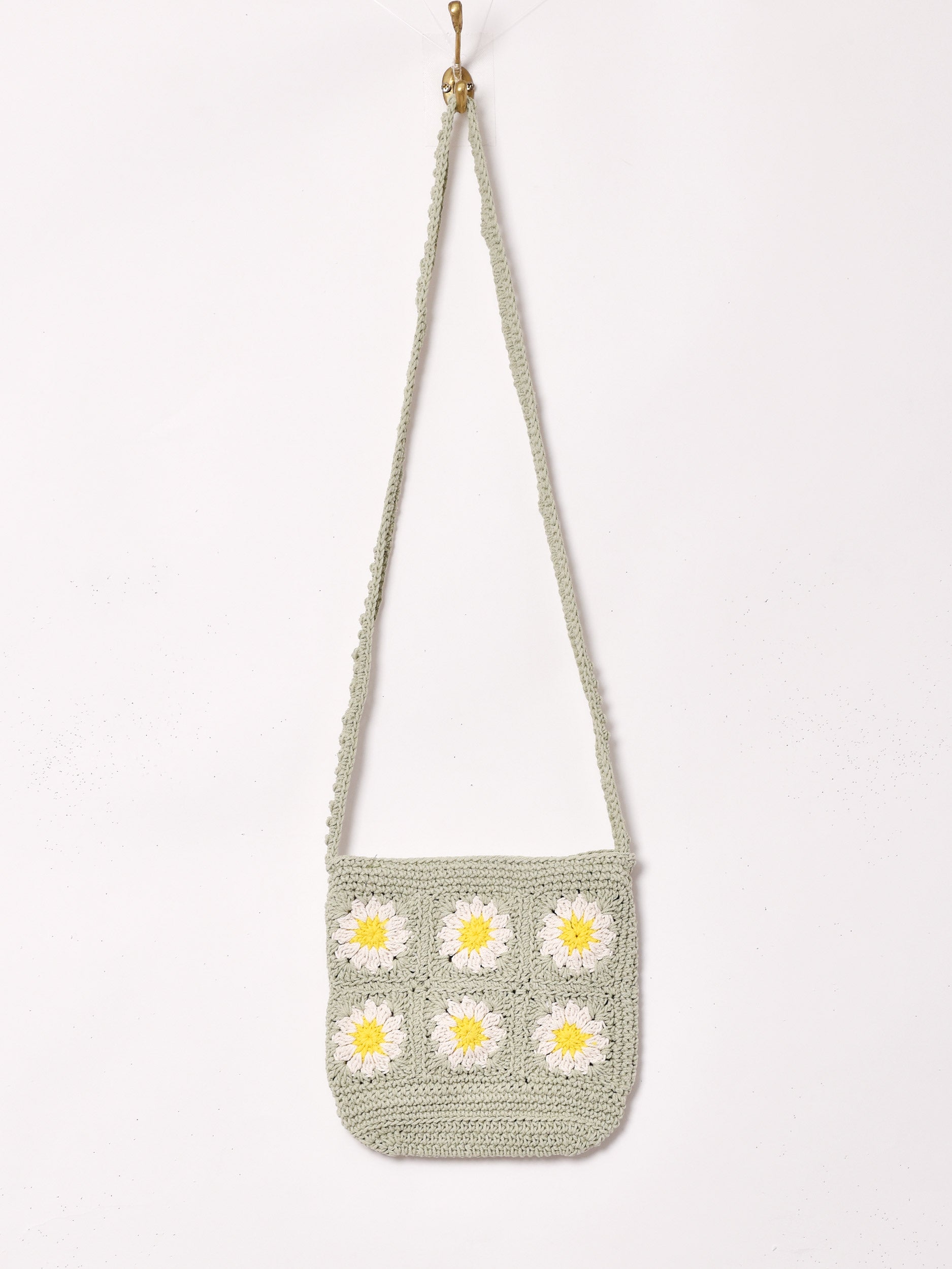 A03_1479_ed5a7695-e7ae-4fb9-