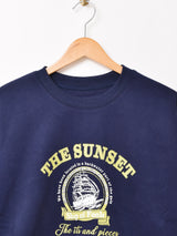 【2色展開】 プリントスウェットシャツ 「THE SUNSET」