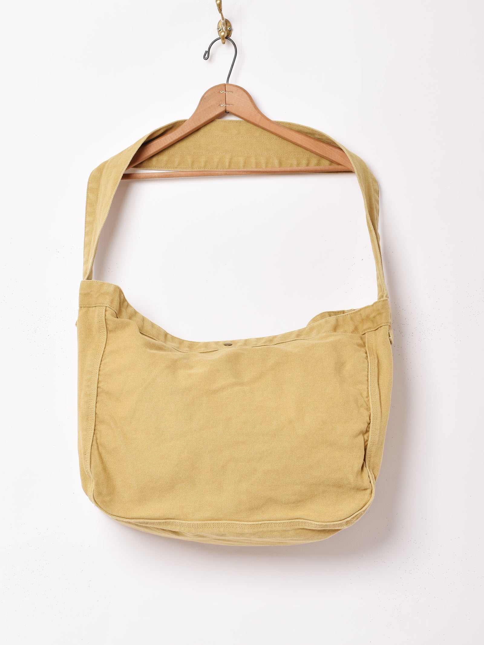 ラスト在庫　STURDY ニュースペーパーバッグ　焦茶ダック ラスト在庫 STURDY ニュースペーパーバッグ 焦茶ダック バッグ