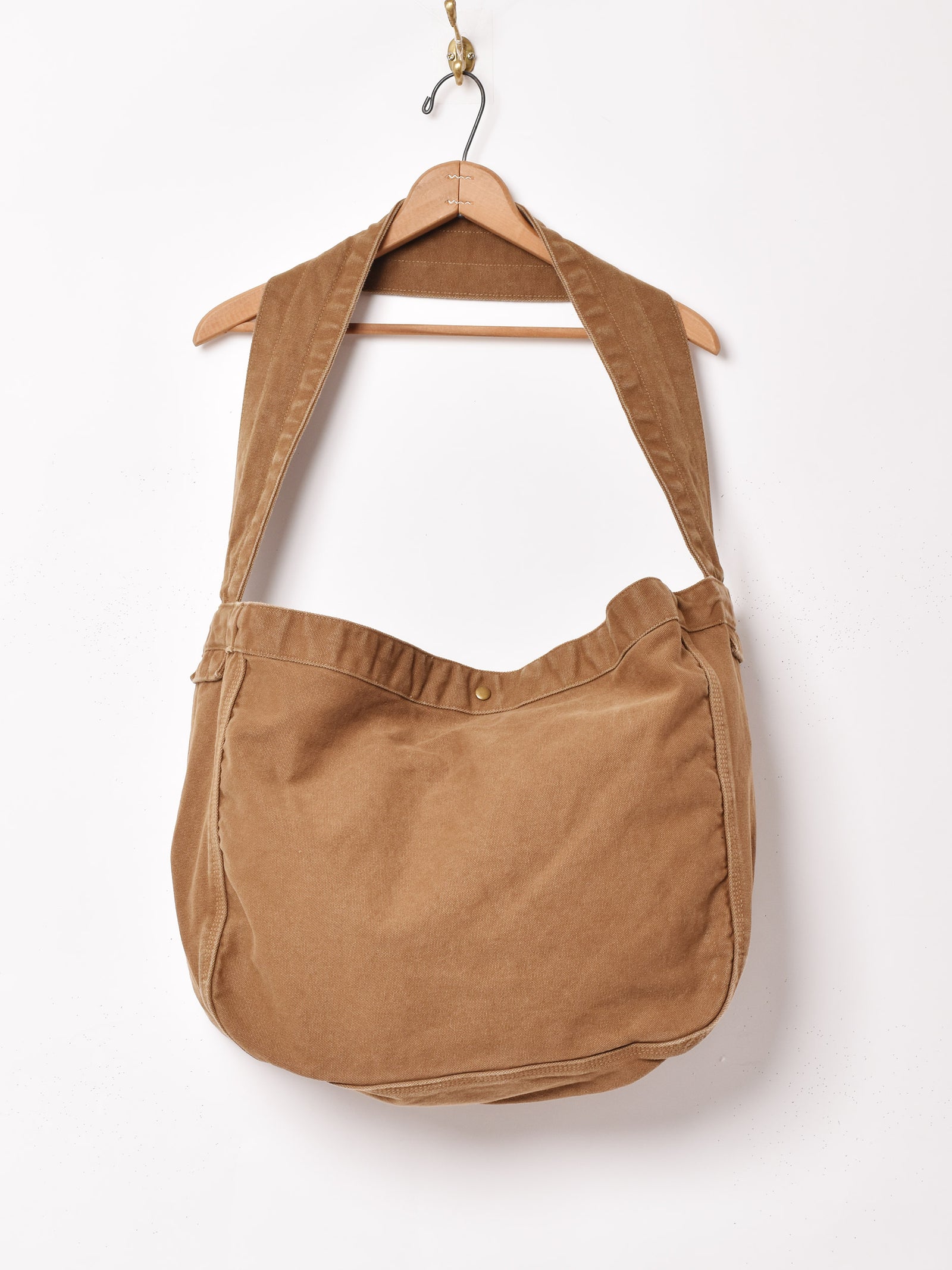 A03_9728_90175870-581a-4252-