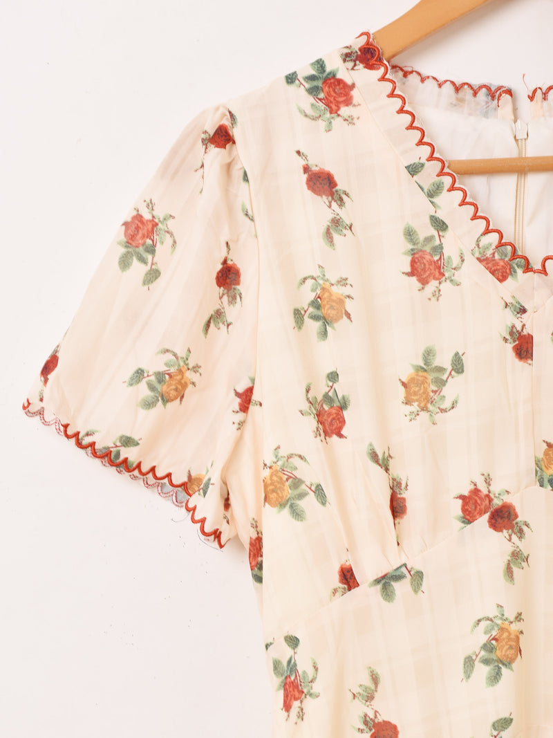 【2色展開】Meridian 花柄 パイピング刺繍 半袖ワンピース