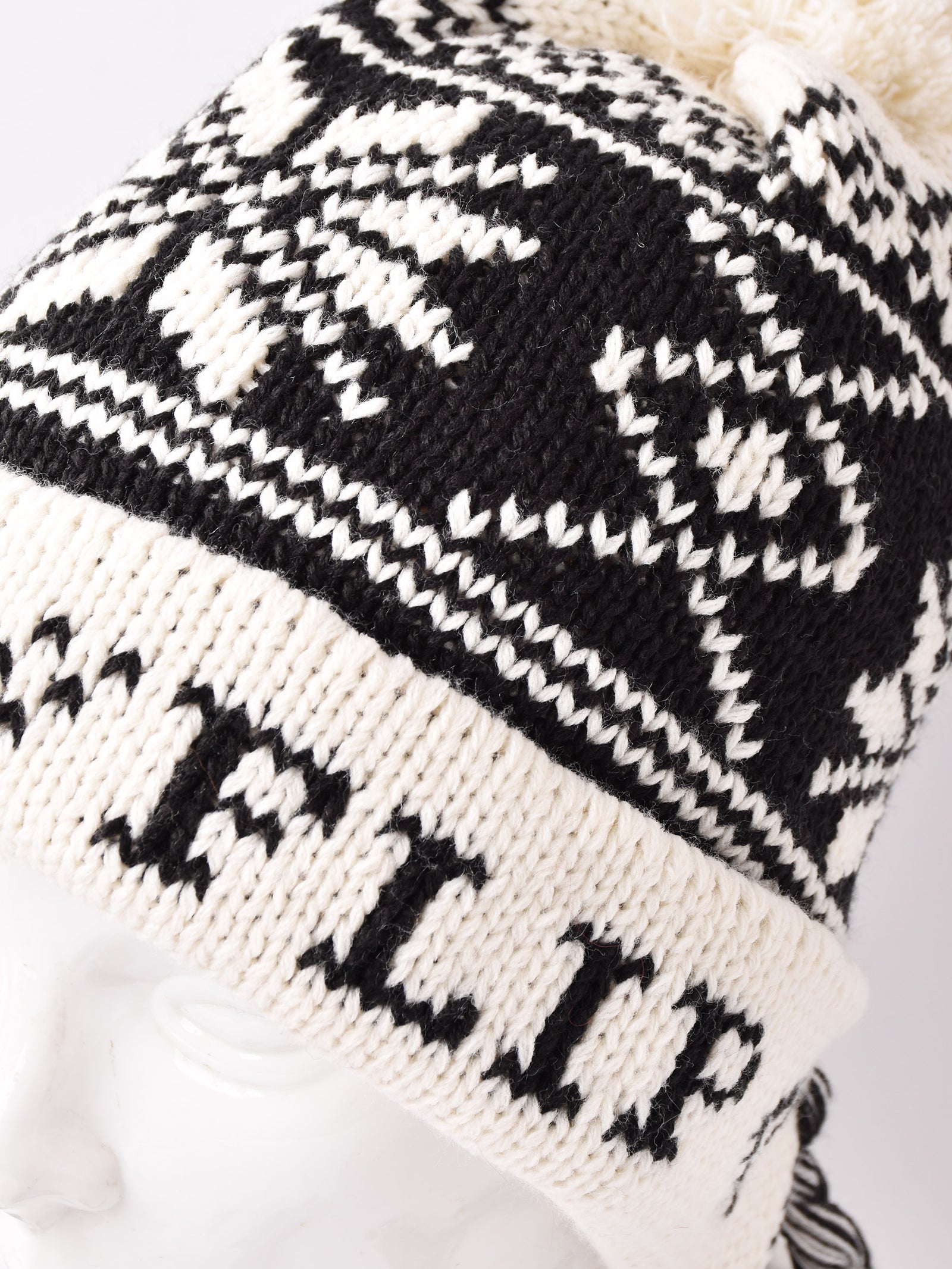 2色展開】ノルディック柄 ポンポン付き ニットキャップ – 古着屋Top of