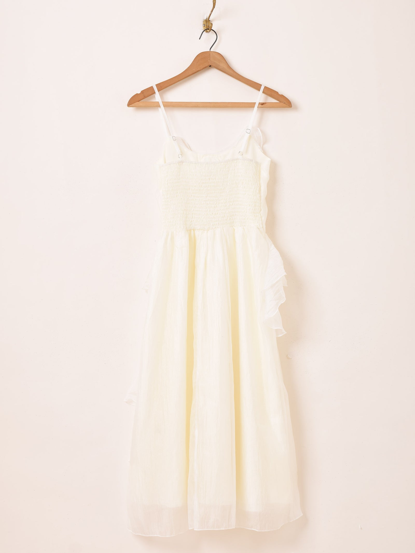 GOLDS♡肩紐ビジュー付き♡サテン×シフォン♡ラッフルフリルキャミトップス♡白 Meridian ラッフルフリル シフォン キャミソールワンピース – 古着屋
