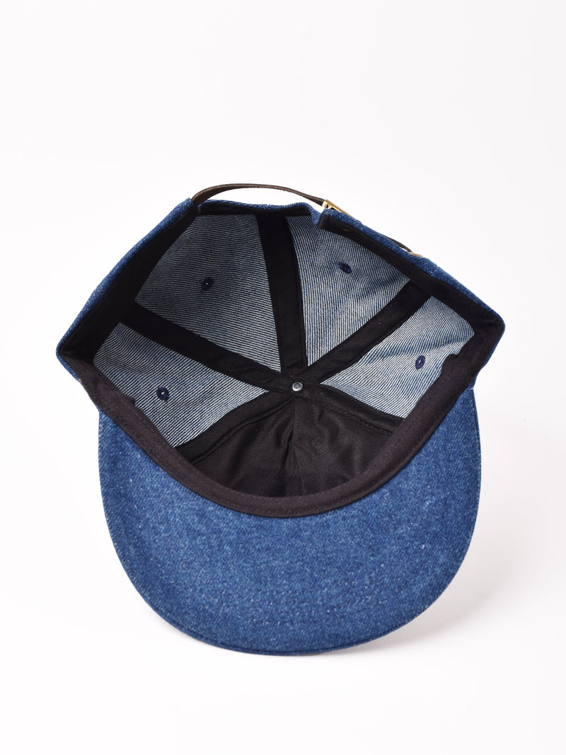 【2色展開】レザー風エンブレム デニムキャップ「STRAYER」