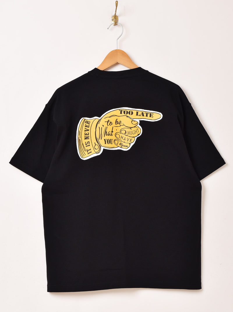【2色展開】 プリントTシャツ「HAND SIGN」