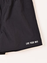 【2色展開】 ロゴ刺繍 ナイロンショーツ「LIVE YOUR WAY」