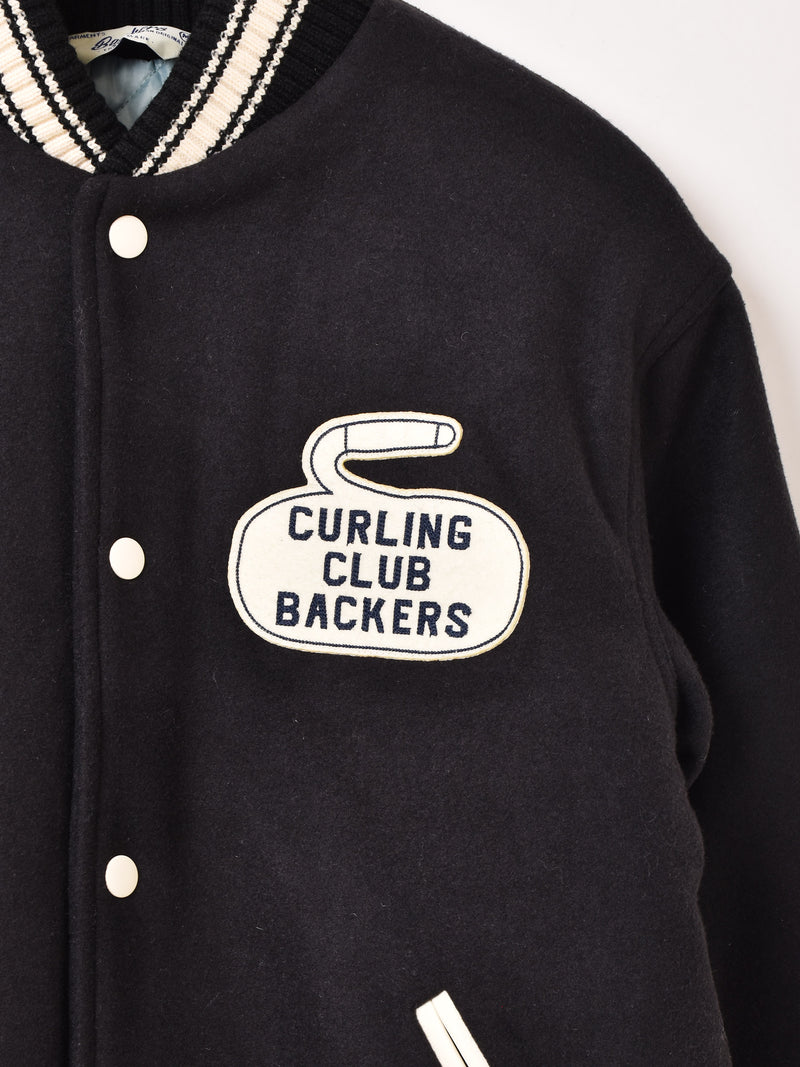 【2色展開】Backers パッチ刺繍 スタジアムジャケット「CURLING CLUB」