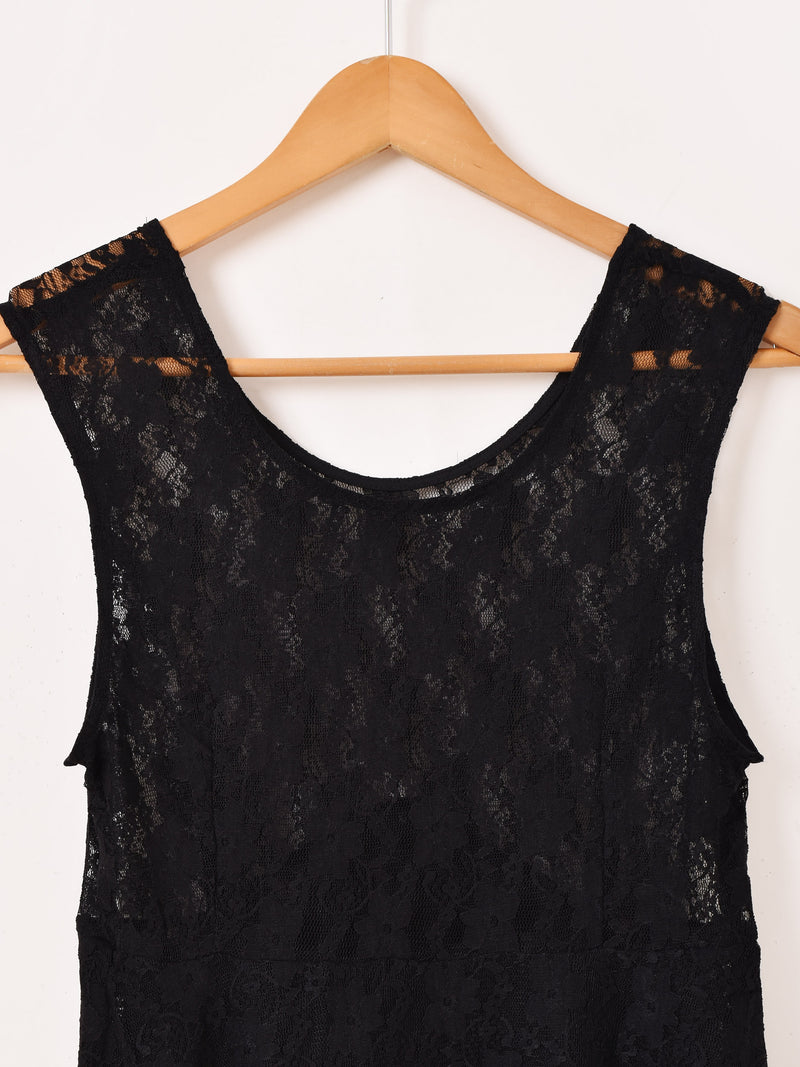 【2色展開】Meridian 花柄レース フリル ノースリーブワンピース