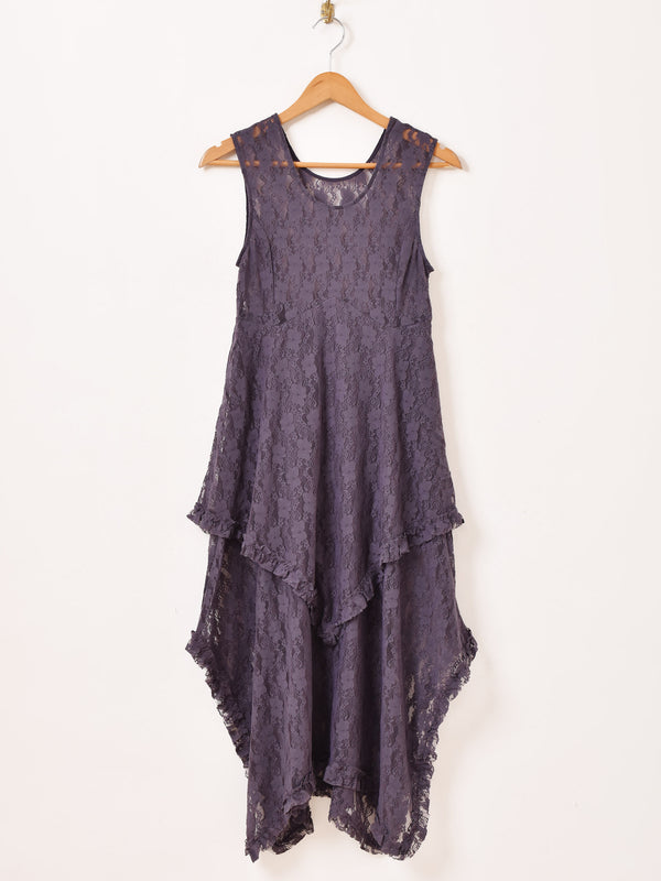 【2色展開】Meridian 花柄レース フリル ノースリーブワンピース