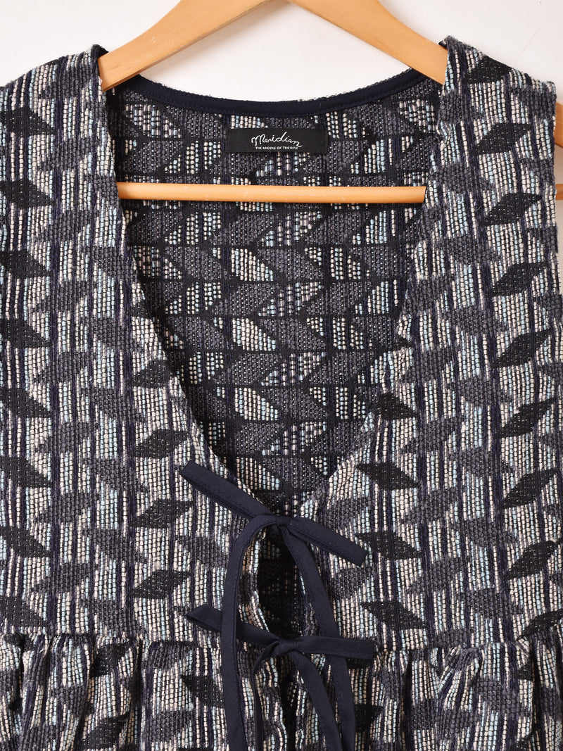 Meridian タペストリー ジオメトリック柄 ペプラムベスト