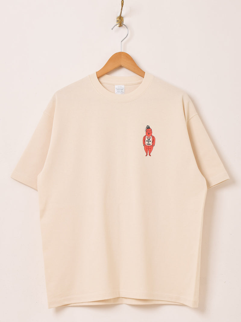【2色展開】 プリントTシャツ「THE WORLD IS YOURS」