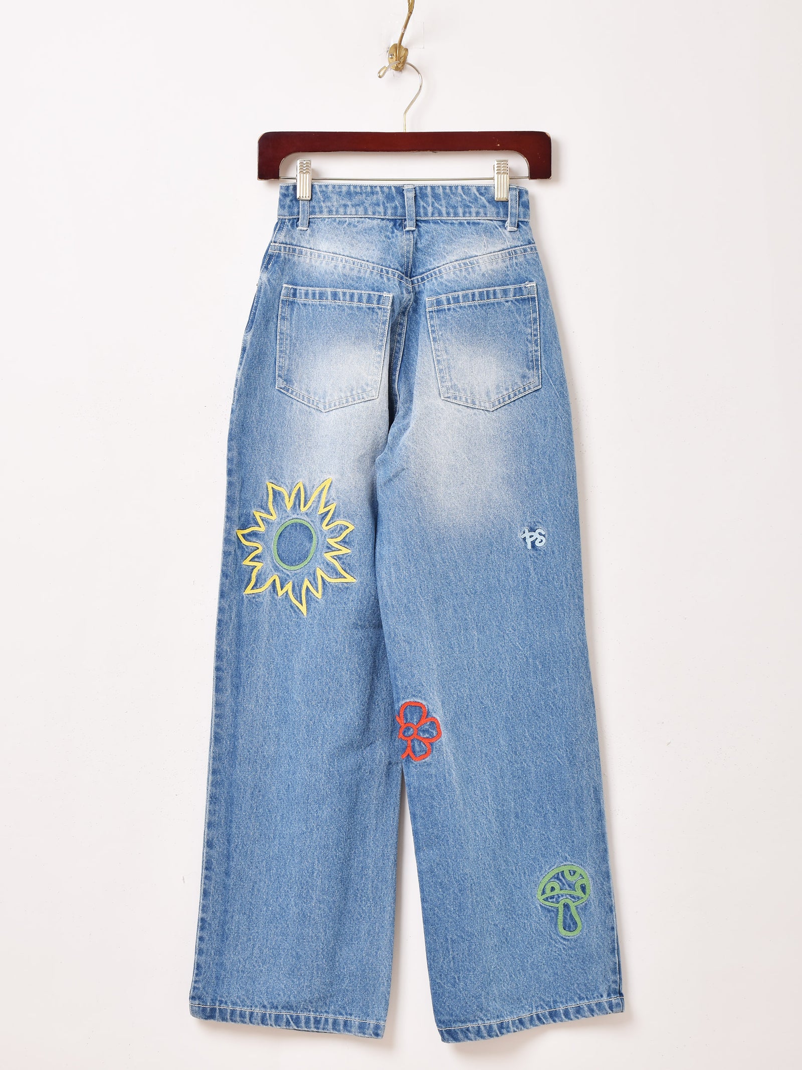 B03_1227_0ce97abf-4608-4510-