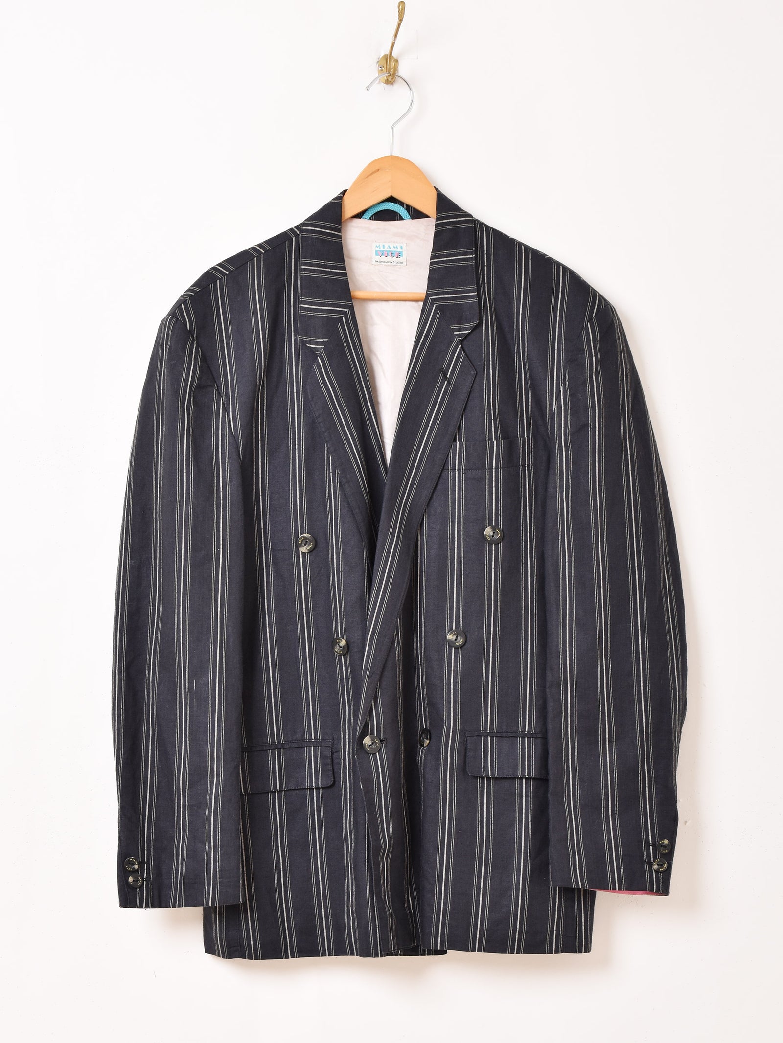 B03_1337_b422cdb0-2d2c-4f35-