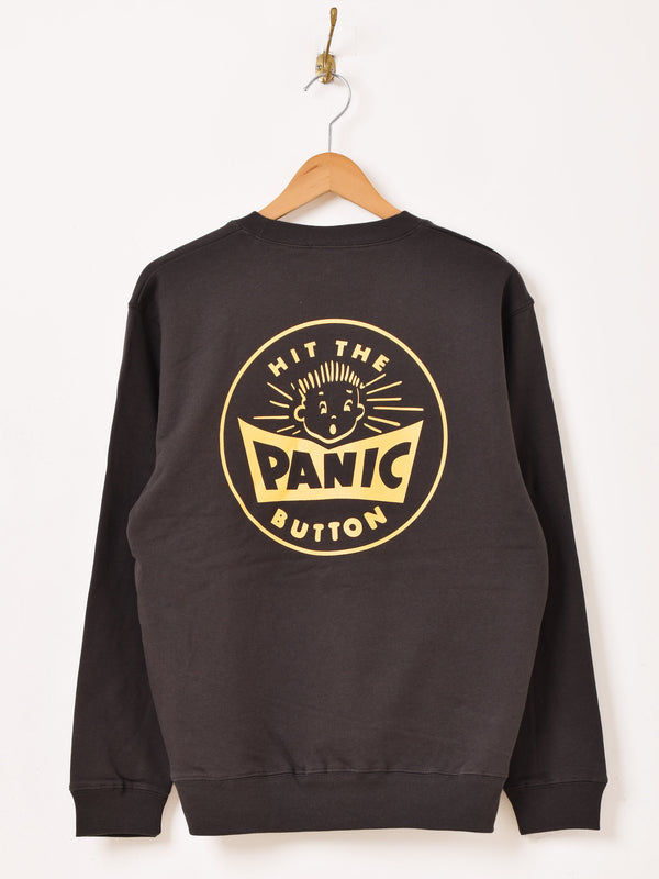 【2色展開】 プリント スウェットシャツ「HIT THE PANIC BUTTON」