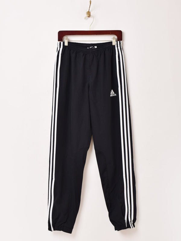 adidas ライン入り トラックパンツ