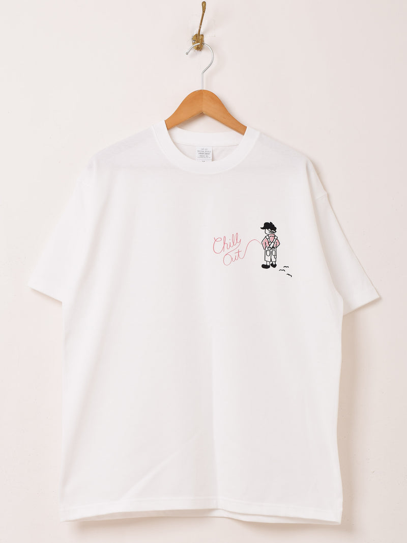 【2色展開】 プリント Tシャツ「Chill Out Boy」