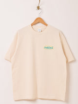 【2色展開】 プリント Tシャツ「JAMBOLEE」