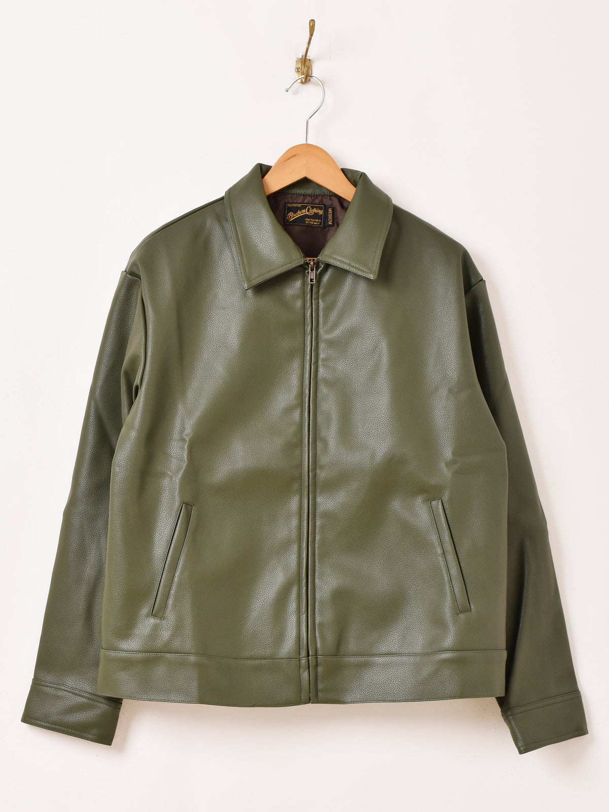 B03_2785_58cf060a-8a7f-4ab6-