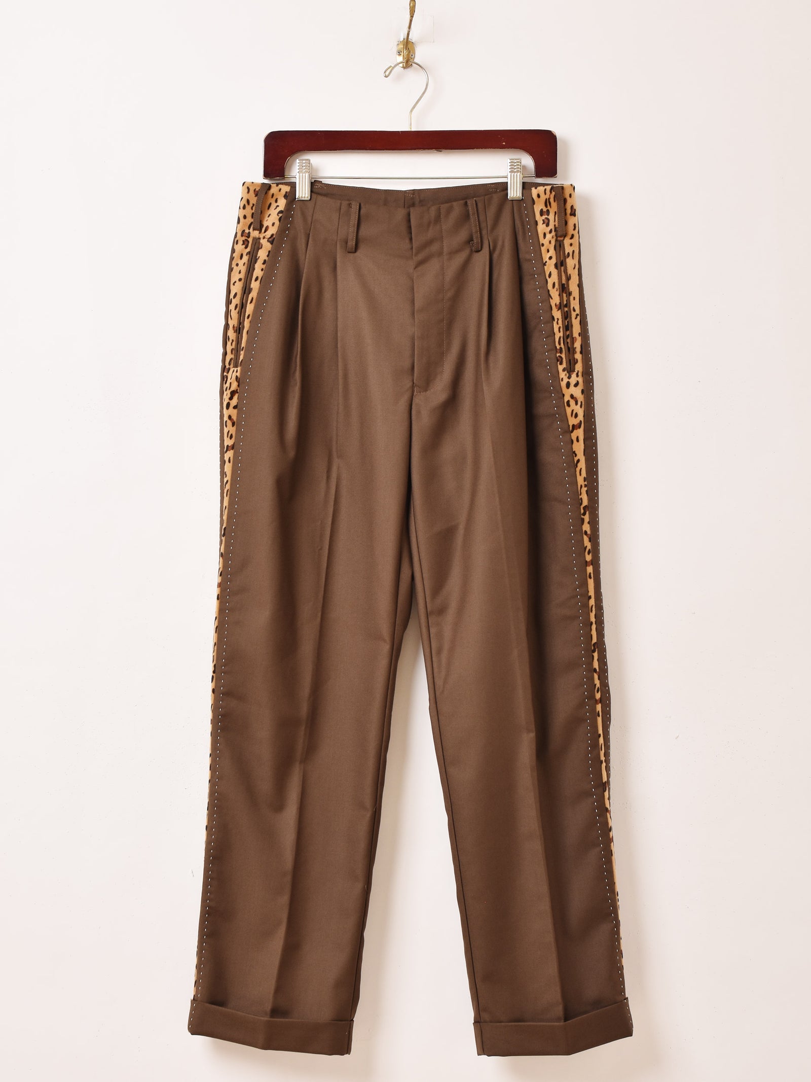 B03_2800_411053a9-77b3-42fc-