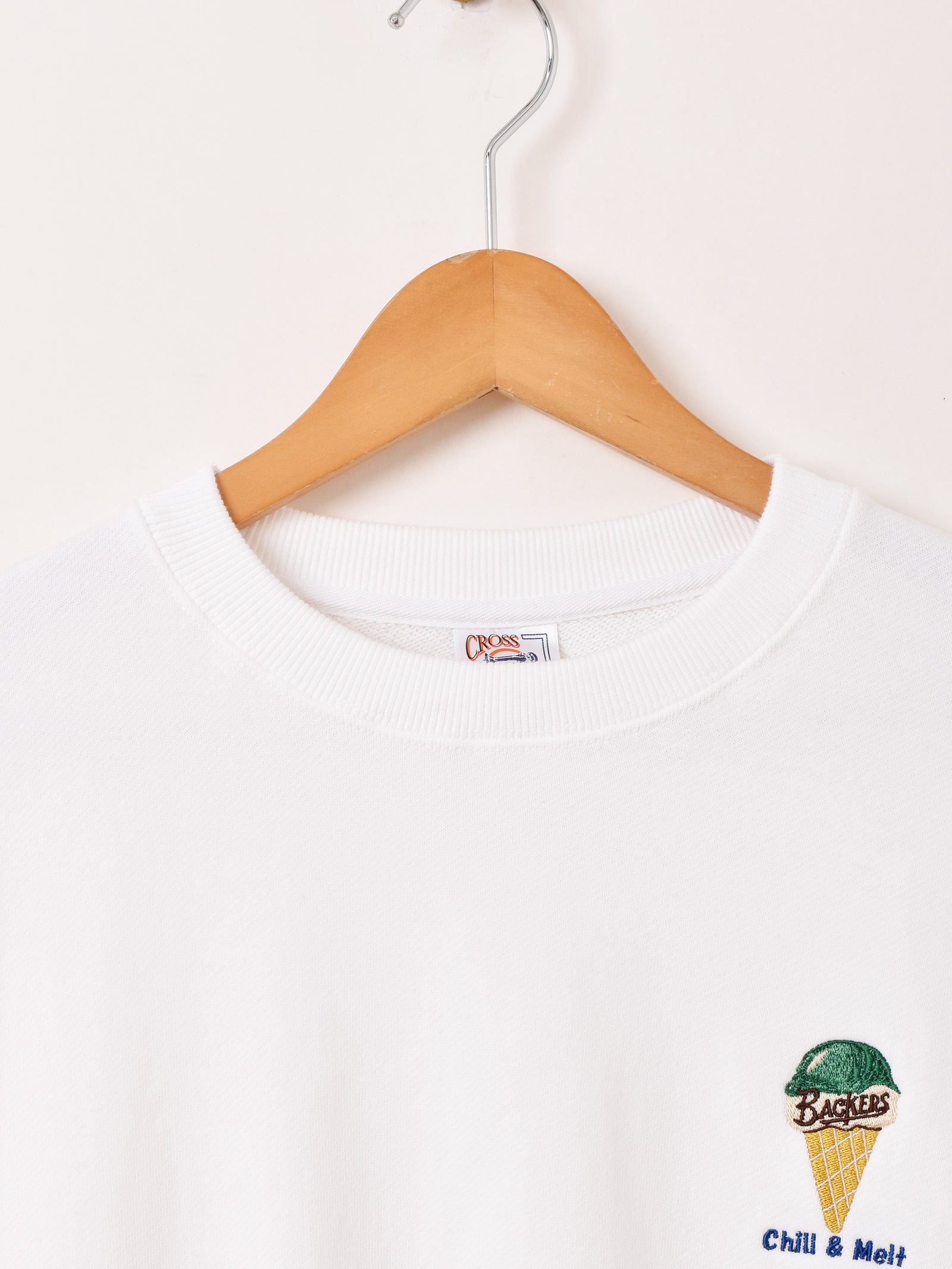 2色展開】 ワンポイント刺繍 スウェットシャツ Icecream – 古着屋Top