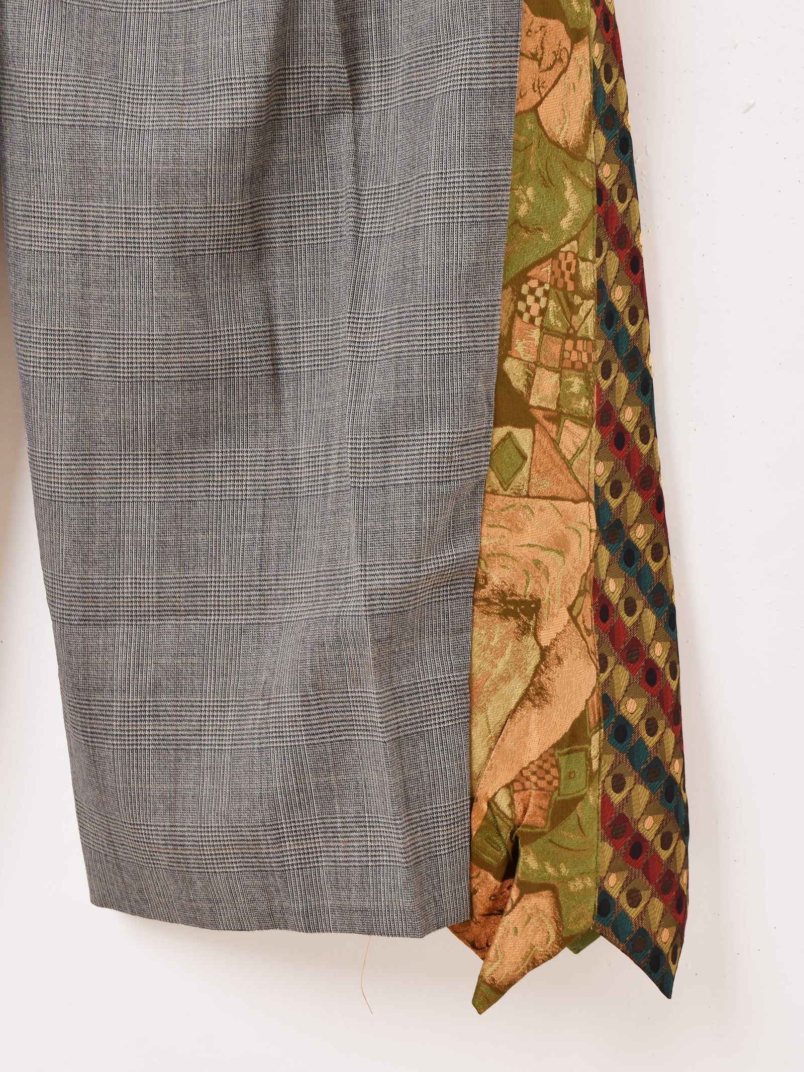 リメイク ドッキングネクタイ フレアパンツ W34 – 古着屋Top of