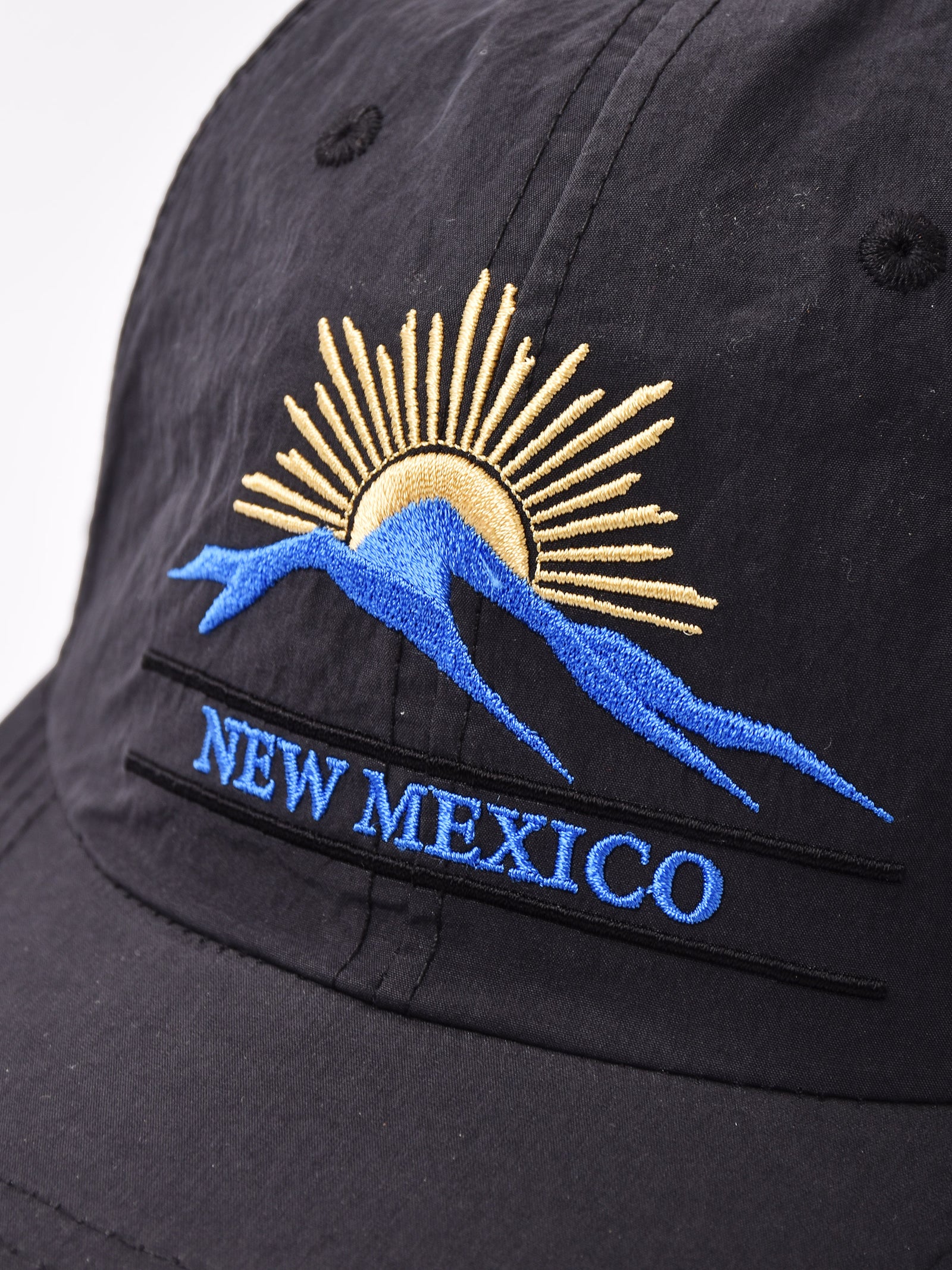 B03_3935_bc07a23b-43fc-47b7-