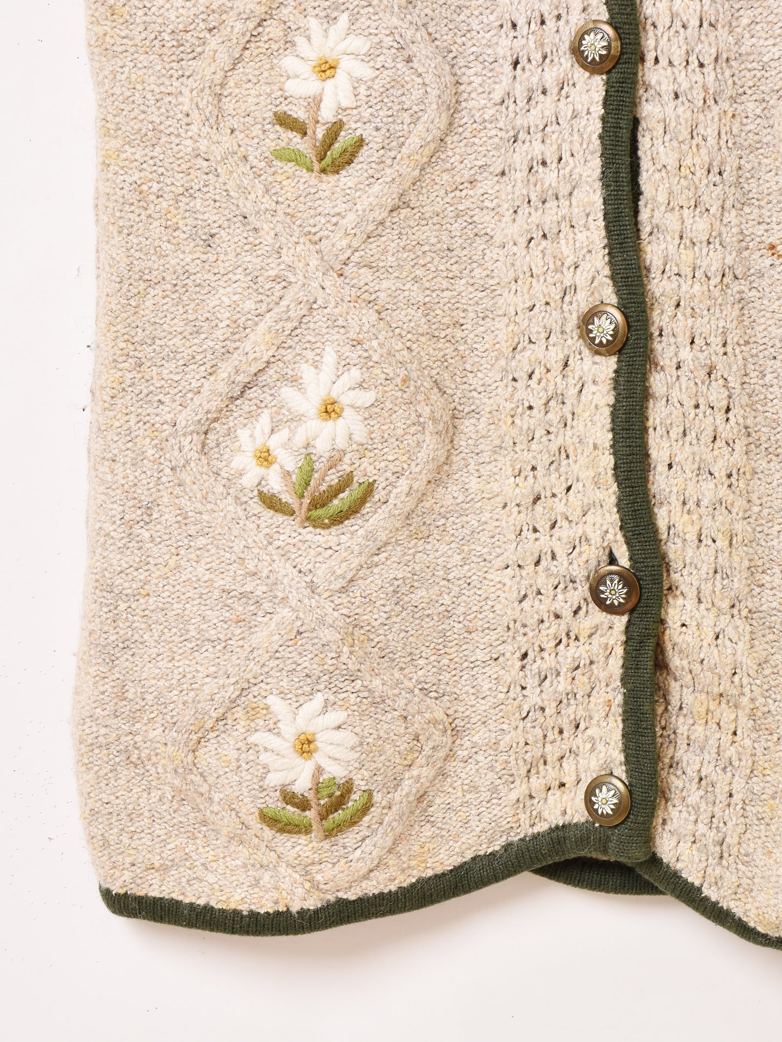 やあかし様　花刺繍のライトジャケット　花刺繍のベスト　L B03_3974_cf133d42-55b4-4f0c-
