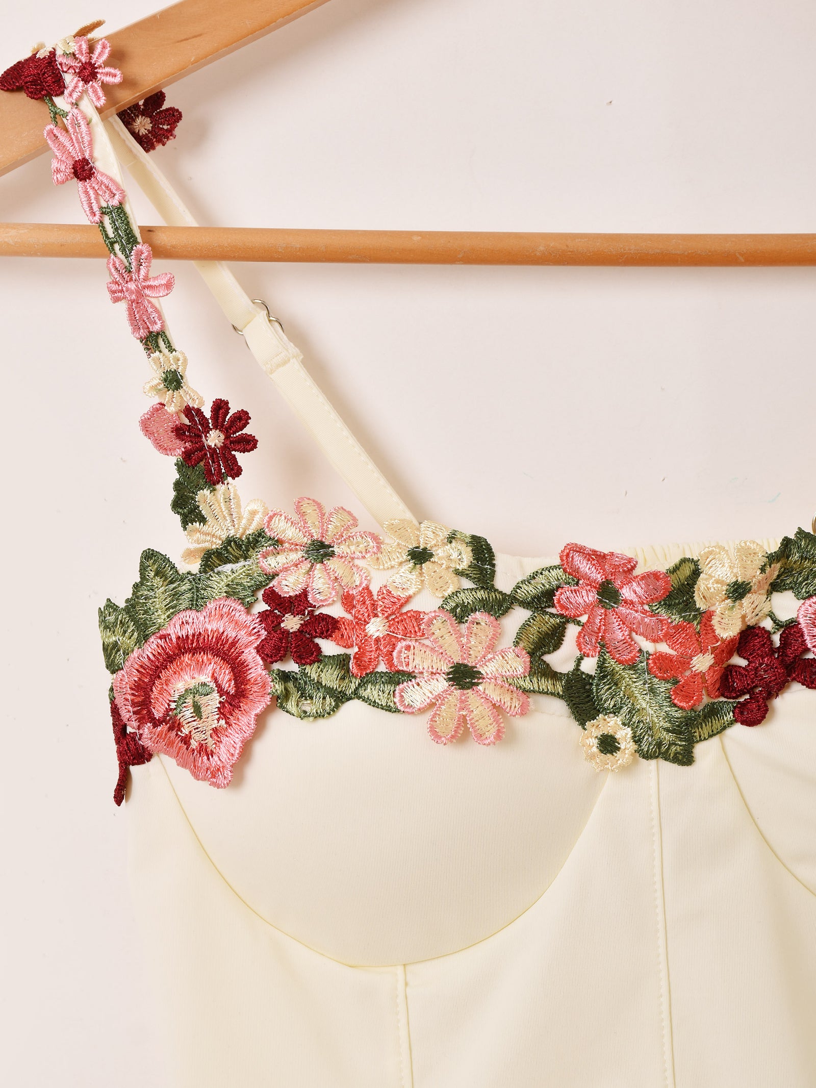 2色展開】Meridian フラワー刺繍 ビスチェ – 古着屋Top of the Hillの