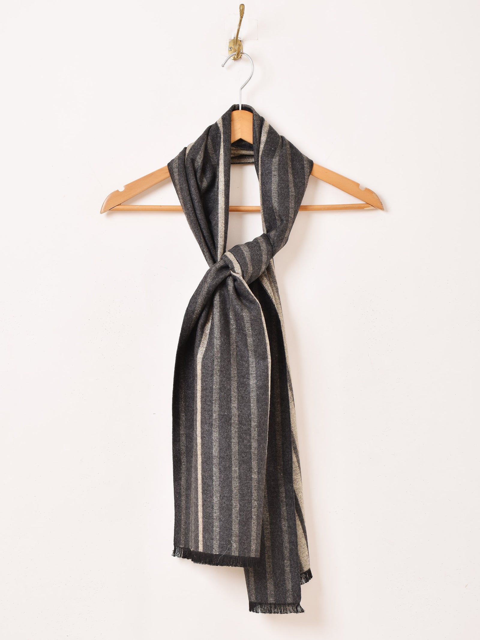 3色展開】ストライプ柄 マフラー – 古着屋Top of the Hillのネット通販