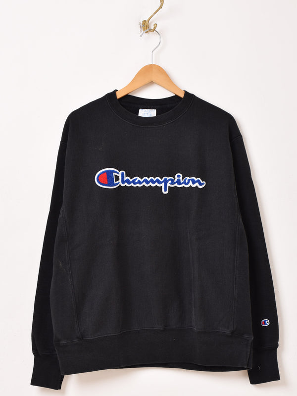 "Champion" REVERSE WEAVE ロゴ刺繍 スウェットシャツ