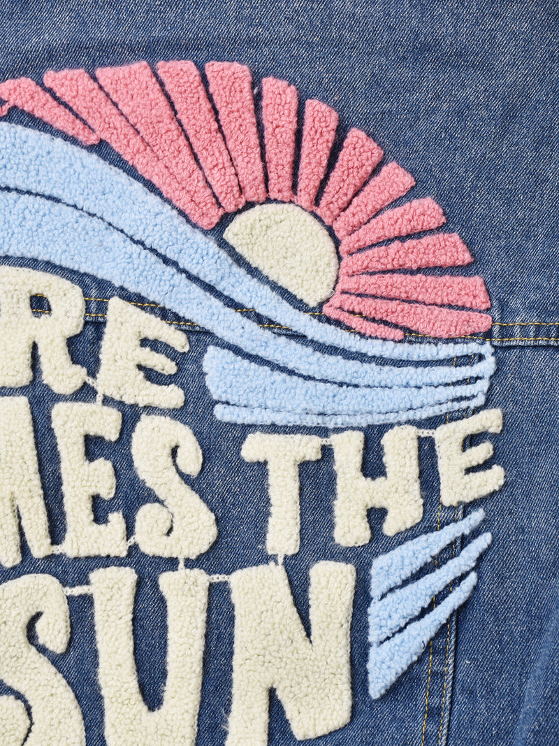 バック刺繍 デニムジャケット「HERE COMES THE SUN」