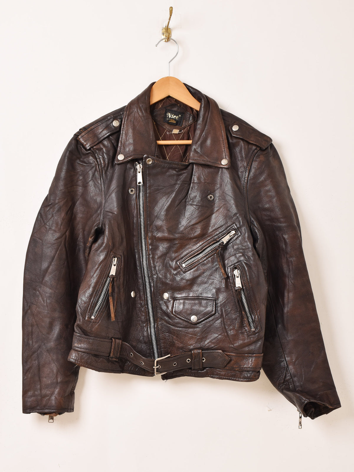 B03_5288_8e5b3c75-cd4e-4196-