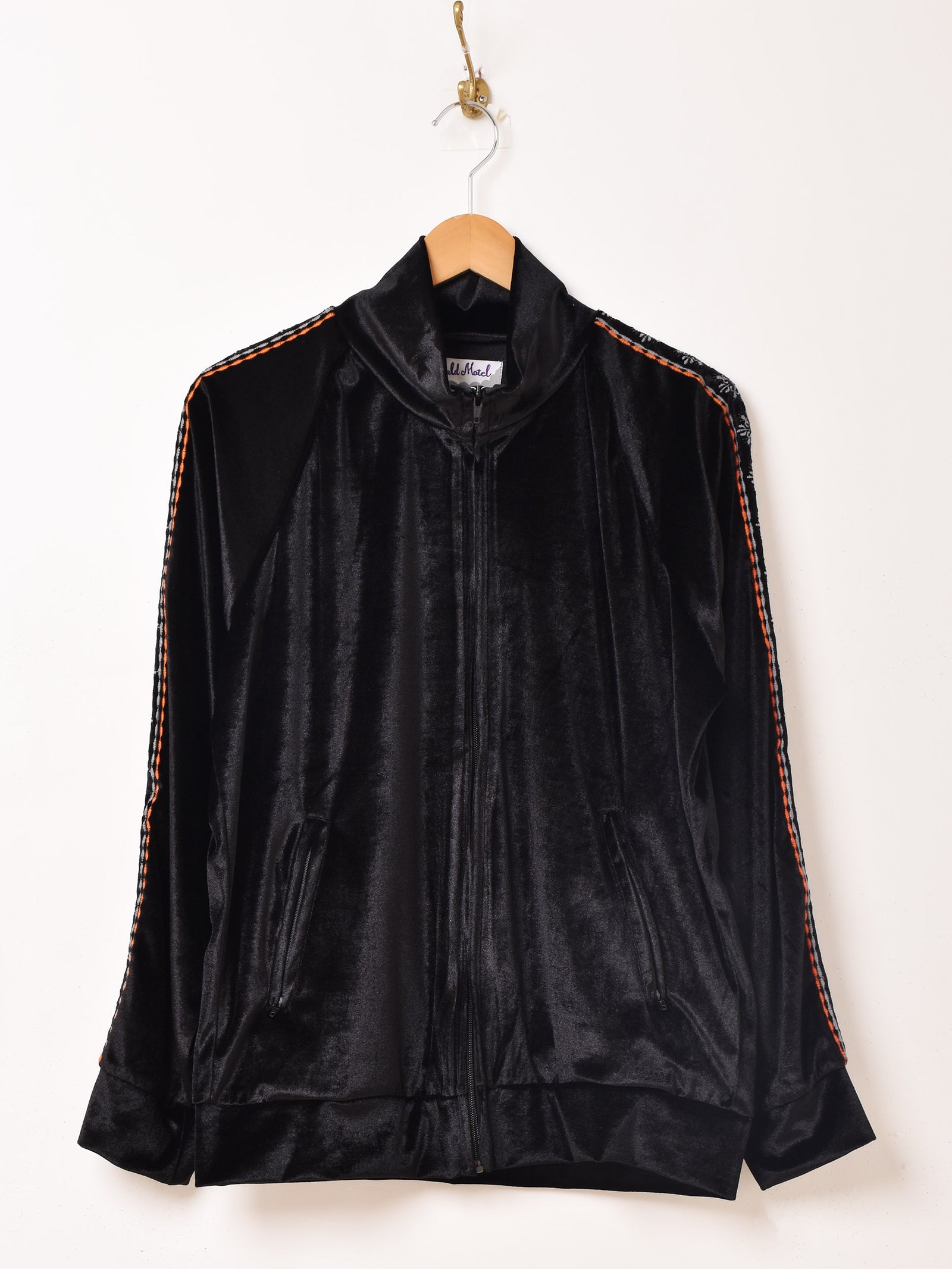 3色展開】Emerald Motel 刺繍入り ベルベット トラックジャケット