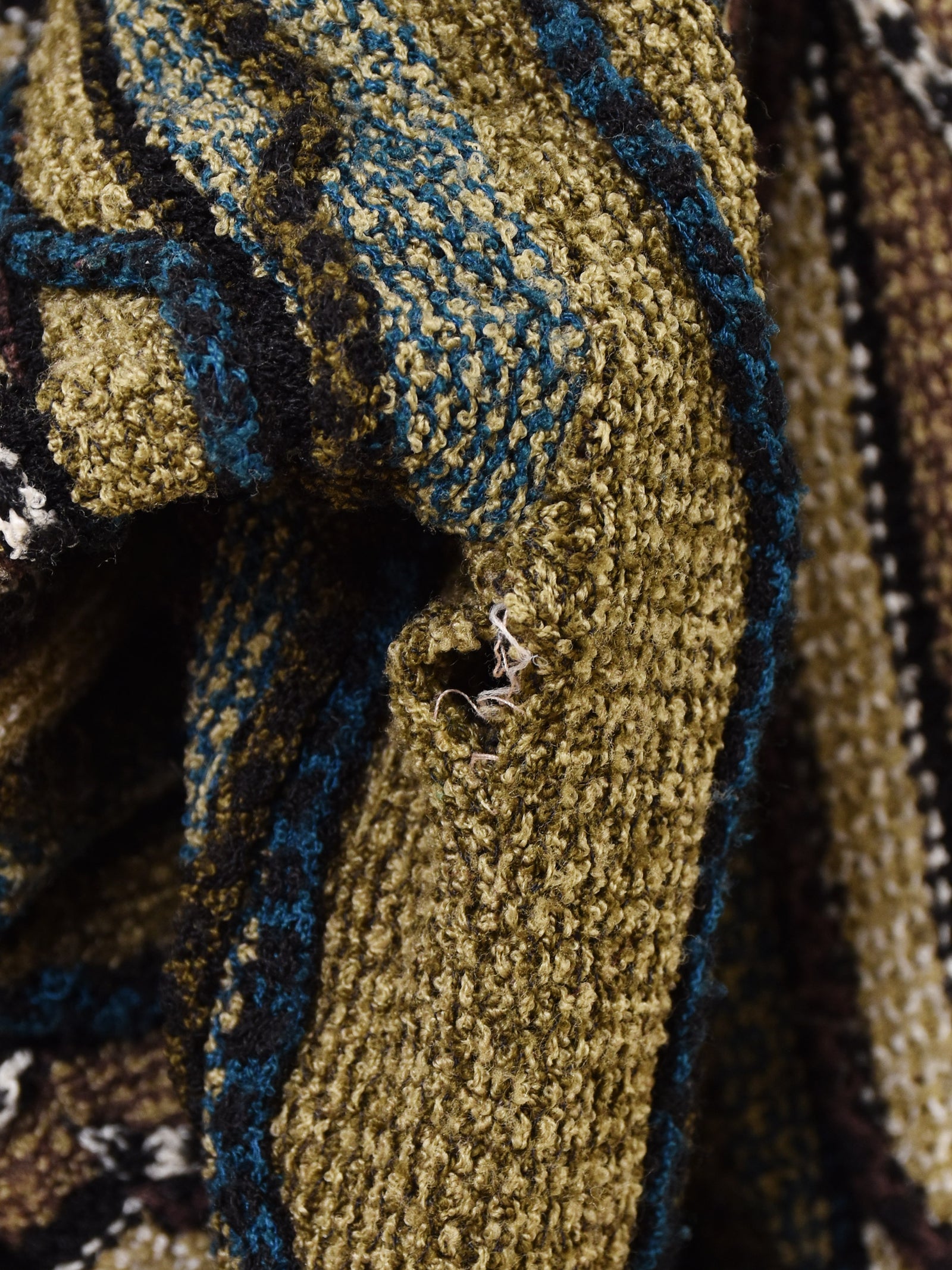 古*a様 TUNDRA  3Dアートニット セーター マルチカラービ TUNDRA 3Dデザイン コットンニットセーター – 古着屋Top of the Hillの