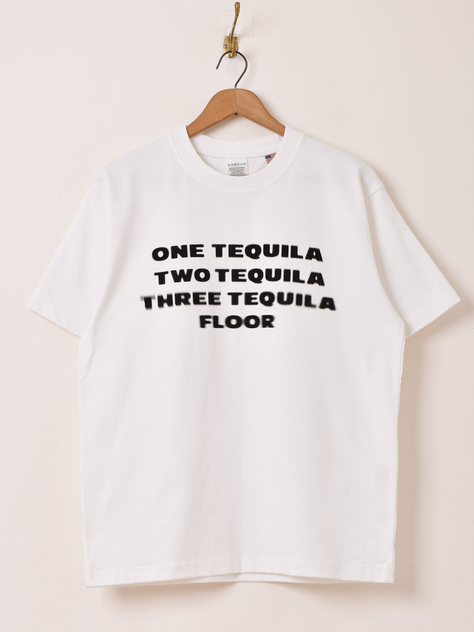 2色展開】 プリントTシャツ「TEQUILA」 – 古着屋Top of the Hillの