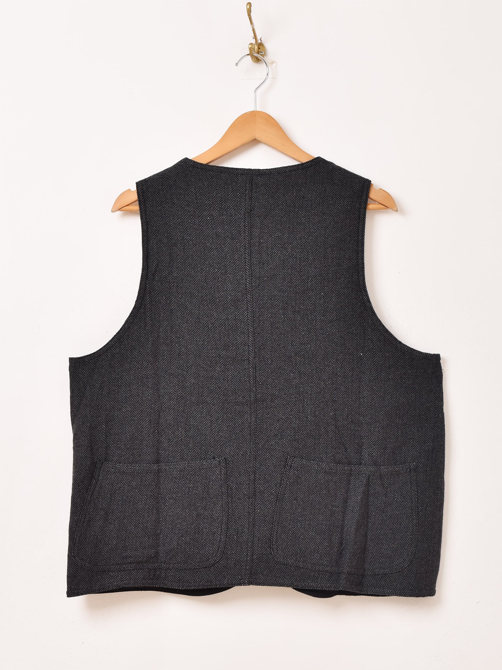 B03_6184_21fe23ba-8179-48c5-