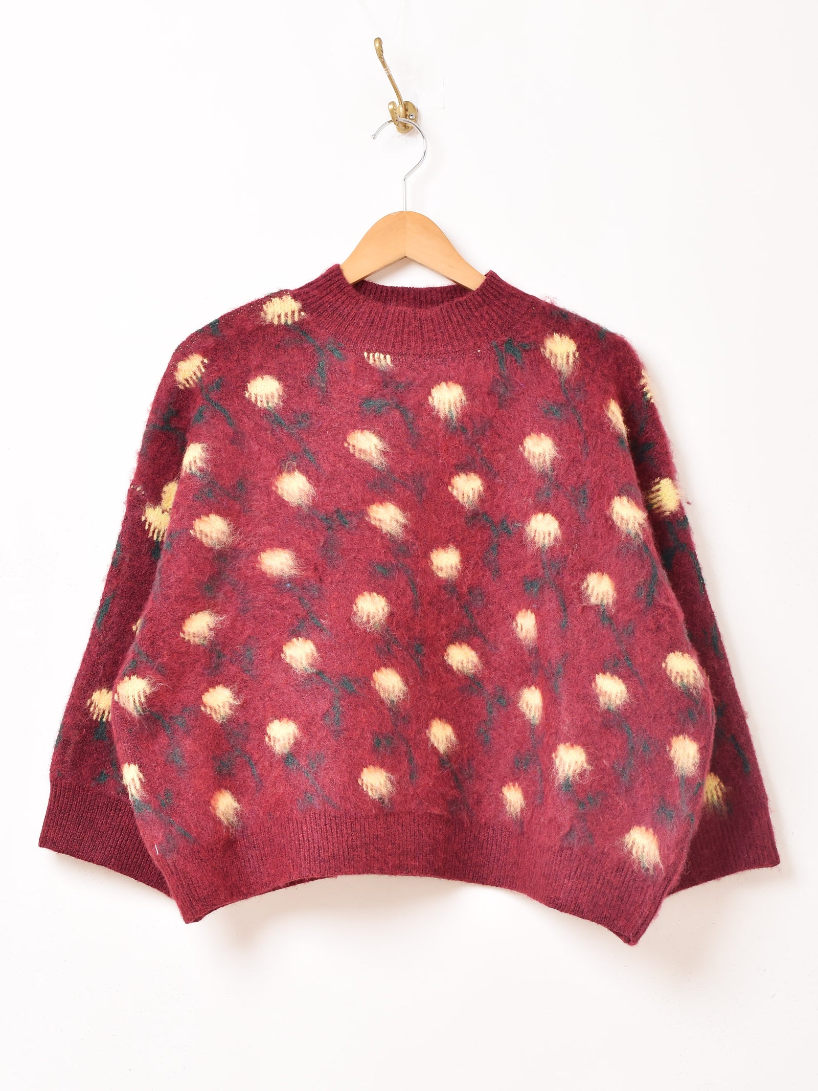 ヴィンテージ　立体小花刺繍　ニットセーター C14 ヴィンテージ 立体小花刺繍 ニットセーター C14 2025年最新】花刺繍