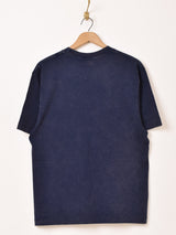 【2色展開】Backers プリントTシャツ「CHEEKY」