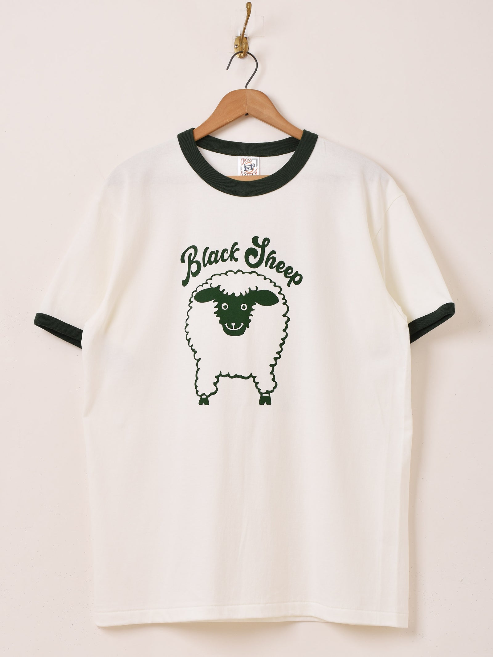 2色展開】羊 プリント リンガーTシャツ「Black Sheep」 – 古着屋Top of