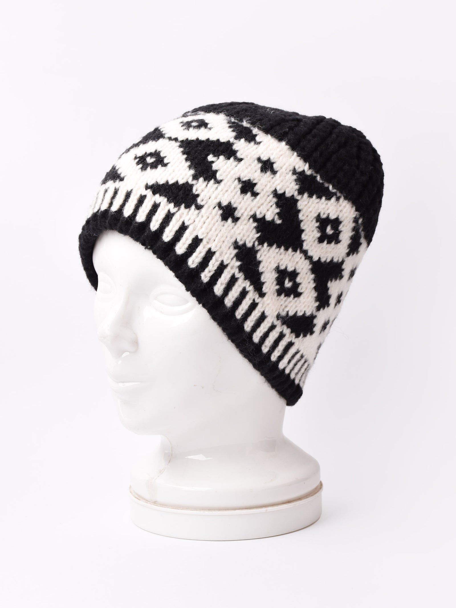 2色展開】ネイティブ柄 ニットキャップ – 古着屋Top of the Hillの